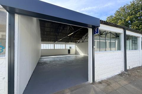 Warehouse to rent, Mimram Rd Hertford SG14 1NN