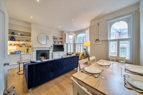 1 bedroom flat for sale, Vardens Road, Battersea, London, SW11
