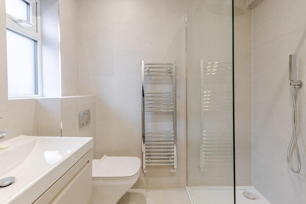 Bed 2 En-Suite