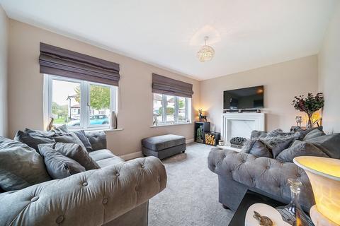 3 bedroom semi-detached house for sale, Queensway, West Wickham, BR4
