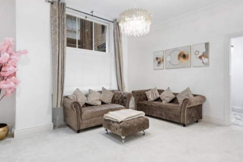 2 bedroom flat to rent, De Vere Gardens, W8