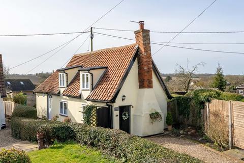 2 bedroom detached house for sale, Church Street, Sudbury CO10