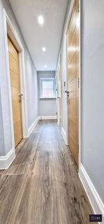 3 bedroom flat to rent, New Road, Basingstoke RG21