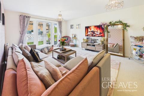 undefined, Vickers Close, Gedling, Nottingham