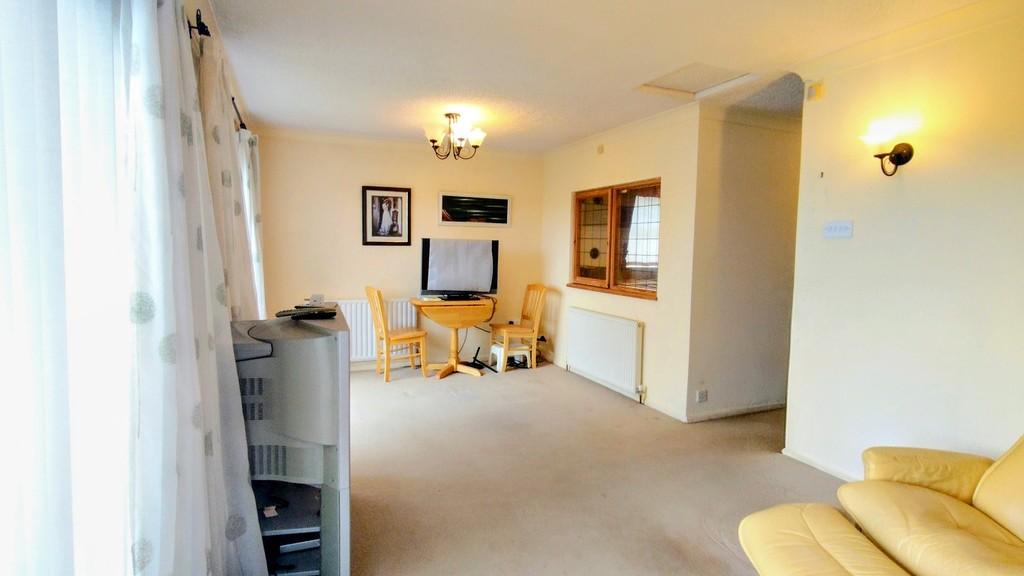 Lounge 2