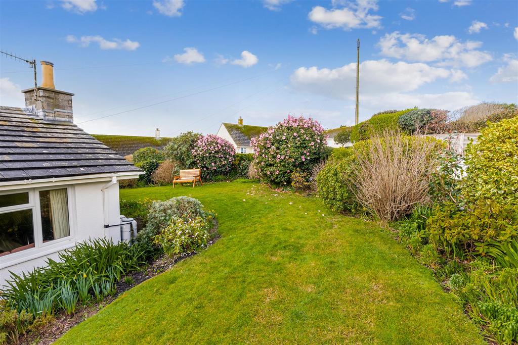 A06 - Mandalay Glebe Field Thurlestone - 260216.jp