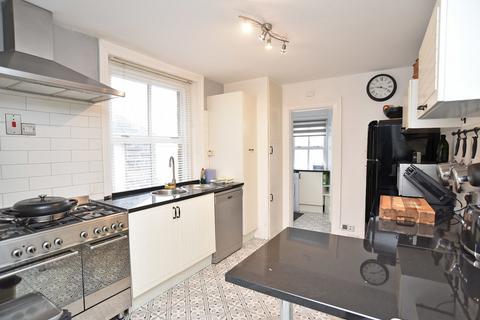 4 bedroom duplex to rent, 63 Kings Road, Harrogate, HG1