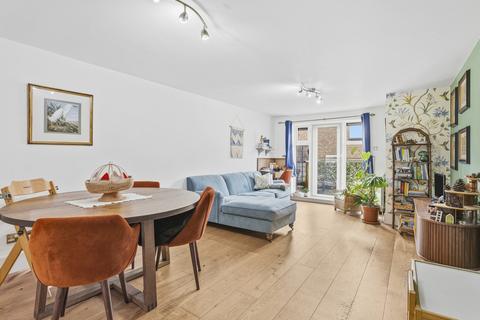 2 bedroom apartment for sale, Jerome Place, Charter Quay KT1
