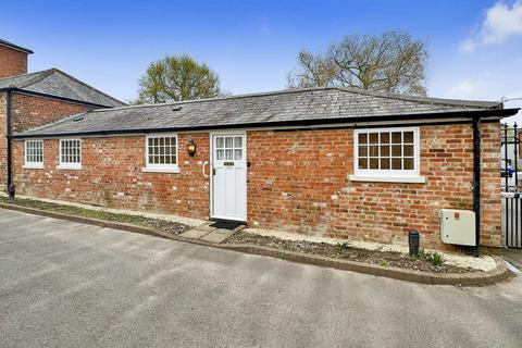2 bedroom retirement property for sale, William House Court, Westbury