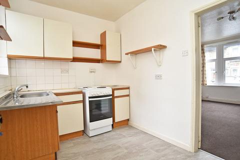 2 bedroom terraced house for sale, Regent Avenue, Harrogate, HG1