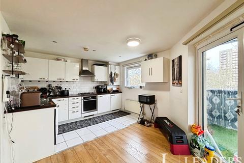 2 bedroom flat to rent, Gladwin Way, Harlow, CM20