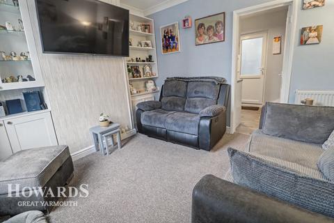 2 bedroom terraced house for sale, Trinity Place, Great Yarmouth