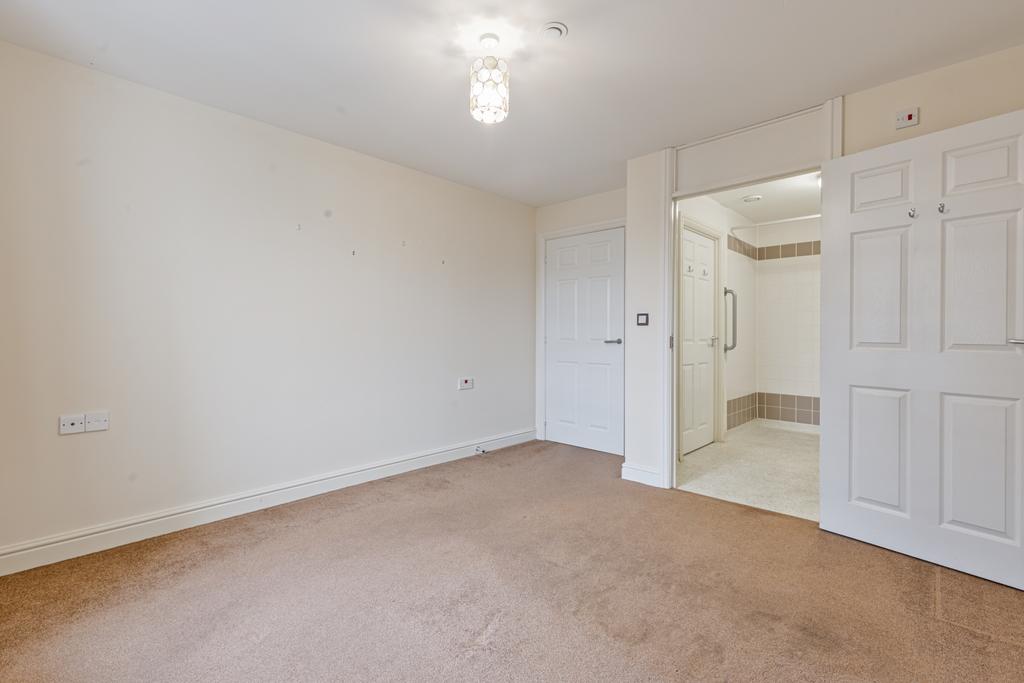 A09 - Flat 22 Dunboyne Court - 260210