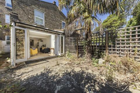 1 bedroom flat to rent, Concanon Road, London SW2