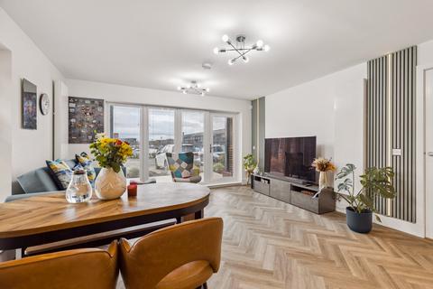 2 bedroom apartment for sale, Festival Court, Festival Park, Glasgow