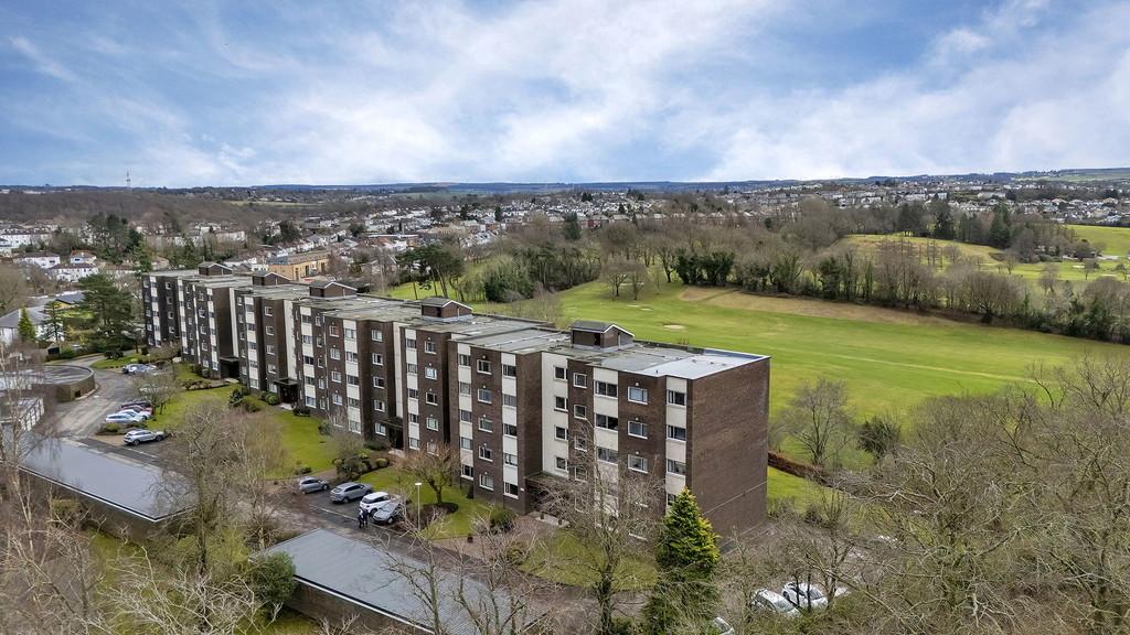 68-web-or-mls-23 Beechlands Avenue Flat 4.1 47