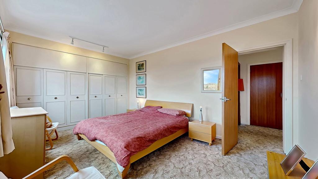 39-web-or-mls-23 Beechlands Avenue Flat 4.1 41