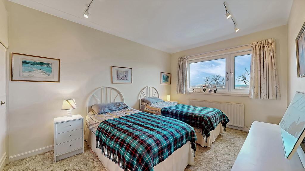 45-web-or-mls-23 Beechlands Avenue Flat 4.1 34