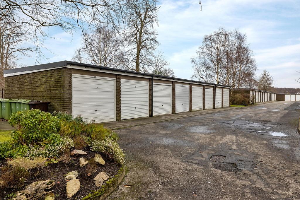 81-web-or-mls-23 Beechlands Avenue Flat 4.1 17