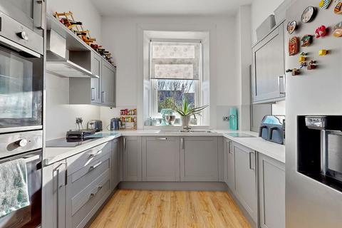 2 bedroom flat for sale, Park Road, Glasgow G4