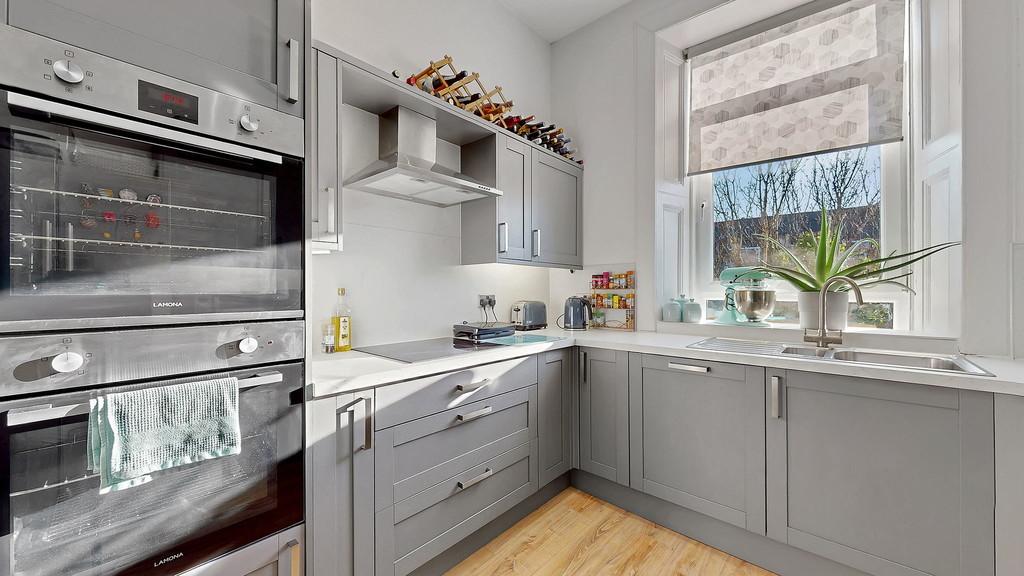 42-web-or-mls-19 Park Road Flat 3.1 27