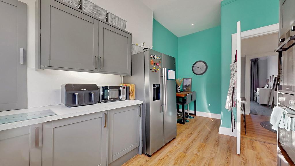 44-web-or-mls-19 Park Road Flat 3.1 23