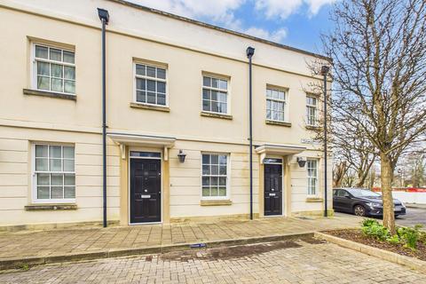 2 bedroom terraced house for sale, Discovery Road, Plymouth PL1