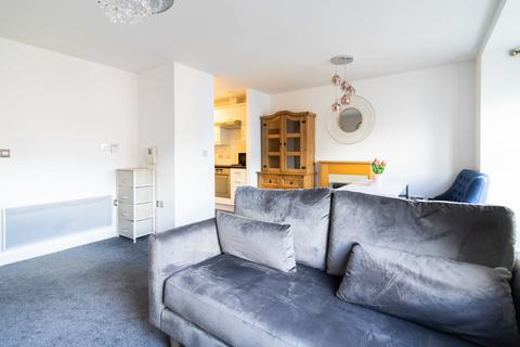2 bedroom apartment for sale, Tudor Coppice, Solihull B91