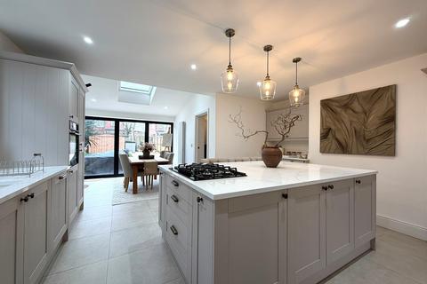 3 bedroom semi-detached house for sale, Nantwich Road, Middlewich