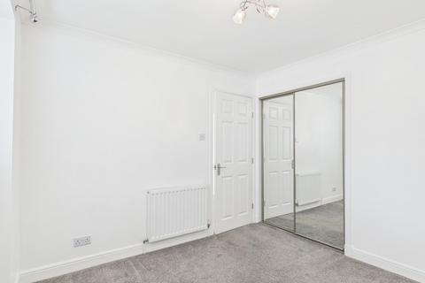 2 bedroom apartment to rent, Dumbuck Gardens, Dumbarton G82