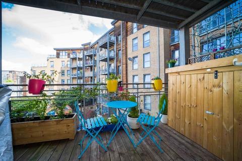 1 bedroom apartment to rent, Harry Zeital Way, London E5