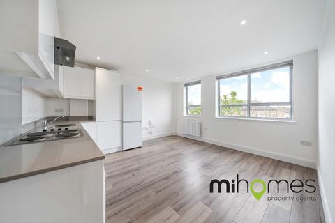 1 bedroom apartment to rent, Link House, Hayes