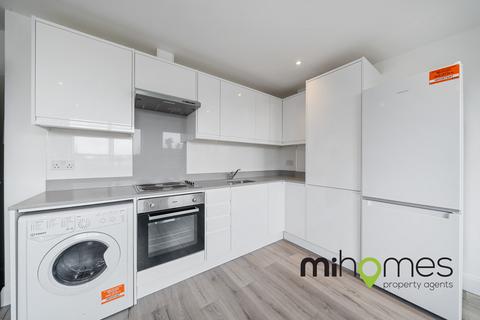 1 bedroom apartment to rent, Link House, Hayes