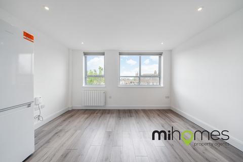 1 bedroom apartment to rent, Link House, Hayes