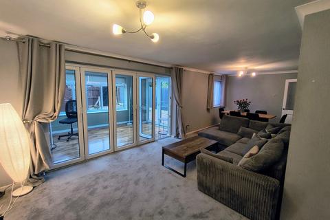 3 bedroom terraced house for sale, Bloomfield Crescent, Lichfield