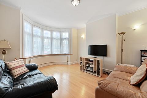 3 bedroom semi-detached house for sale, Cambridge Road, Harrow