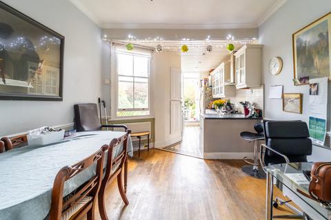2 bedroom flat for sale, Cecil Road, Muswell Hill N10