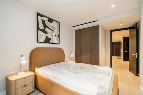 2 bedroom flat to rent, Triptych Place, London SE1