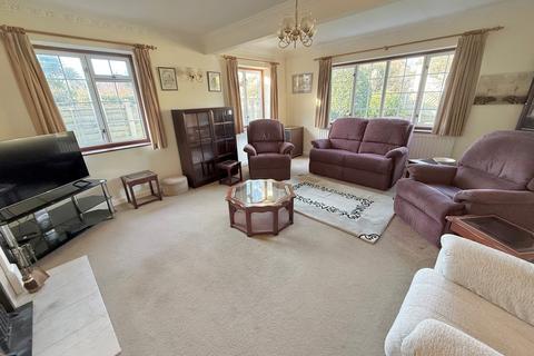 3 bedroom detached bungalow for sale, Park Drive, Rustington