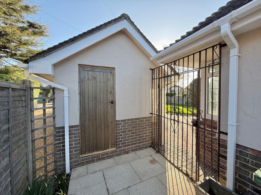 22 Park Drive Side