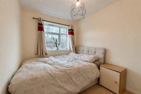 2 bedroom flat to rent, Raleigh House, Exeter EX4