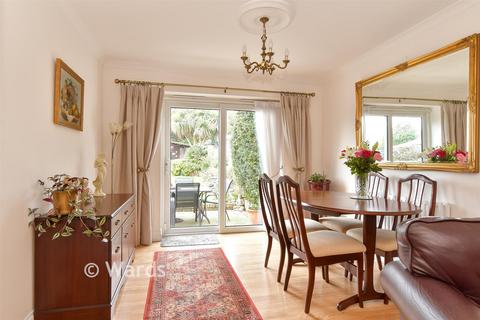 3 bedroom detached bungalow for sale, Milroy Avenue, Gravesend DA11