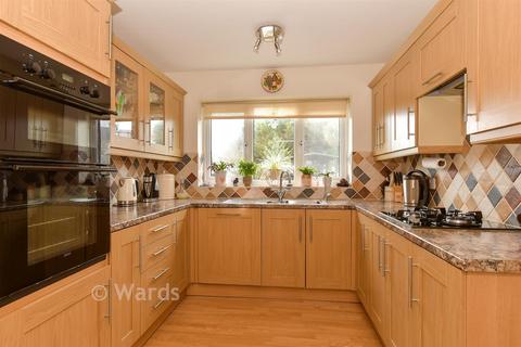 3 bedroom detached bungalow for sale, Milroy Avenue, Gravesend DA11