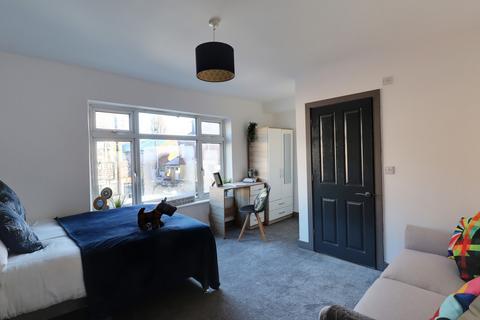 1 bedroom in a house share to rent, Bridge Road, Leicester