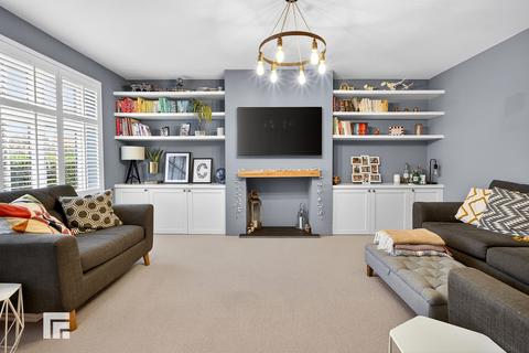 4 bedroom detached house for sale, Clos Parc Radur, Radyr, Cardiff