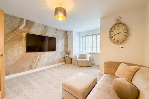 4 bedroom detached house for sale, Summer View, Holmfirth HD9