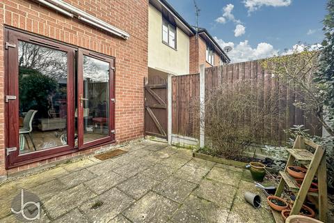 1 bedroom maisonette for sale, West Street, Rowhedge, Colchester
