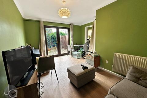 1 bedroom maisonette for sale, West Street, Rowhedge, Colchester