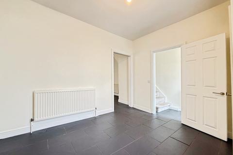 3 bedroom townhouse for sale, Cambrian Place, Pontarddulais, Swansea, West Glamorgan, SA4