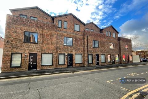 undefined, Warwick Place, Uxbridge, UB8